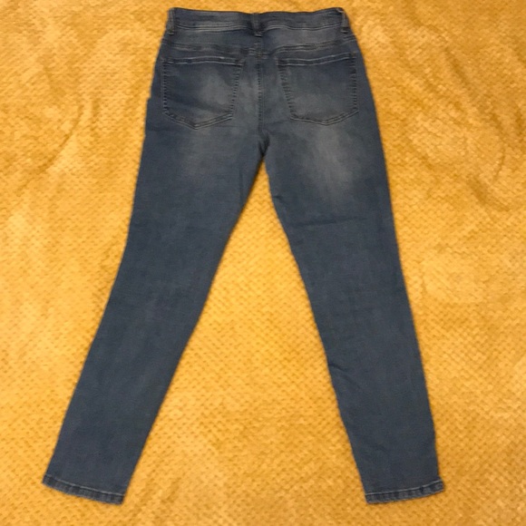 Jeans - Picture 3 of 3